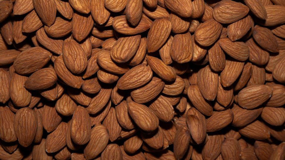 Almendra entera - Chiles Secos Andrade